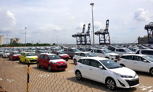"Soi" lô xe Toyota và Mitsubishi hưởng thuế 0% về Việt Nam