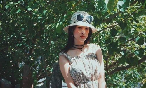 Hot girl Lạng Sơn có giọng hát như "rót mật vào tai"