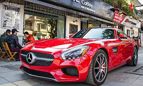 Mercedes-AMG GTS 9,15 tỷ “xông đất” Hà Nội