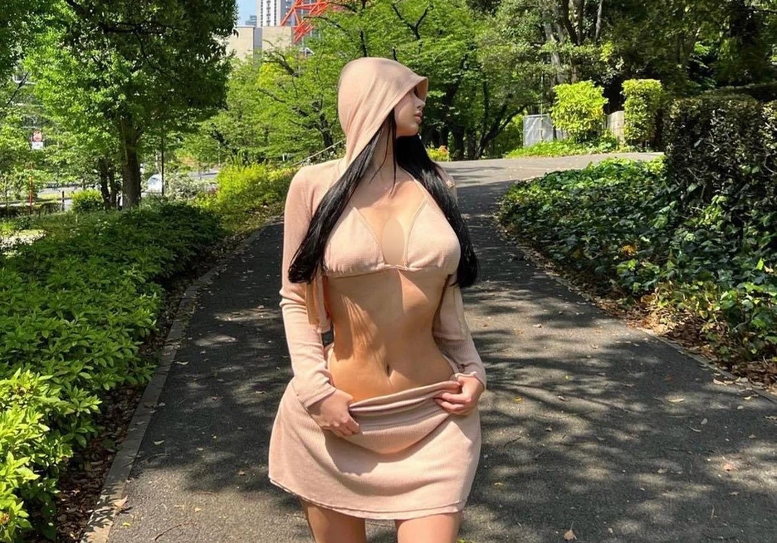 Hot girl Hàn Quốc khoe ảnh chạy bộ, khoe body nảy nở