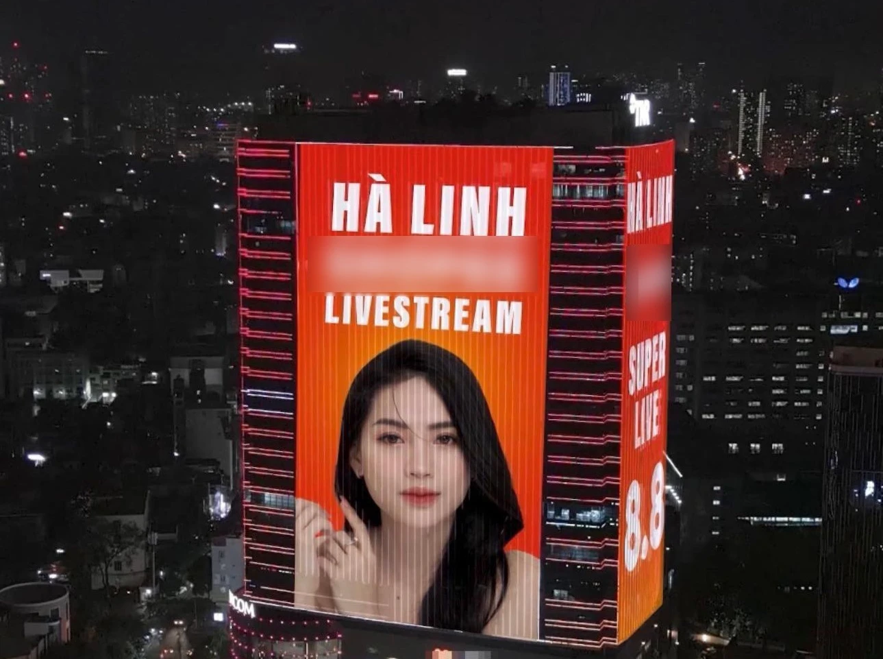 Trở lại “mặt trận“ livestream, Võ Hà Linh nhận phản ứng của dân mạng