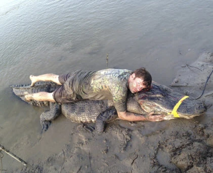 Cá sấu "siêu khủng" kỷ lục bị tóm gọn tại Mỹ