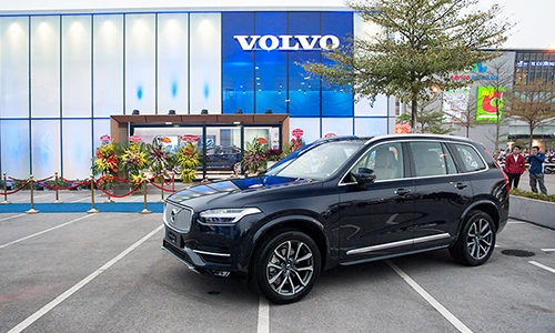 Dàn xe sang Volvo tiền tỷ chính hãng “cập bến” Hà Nội