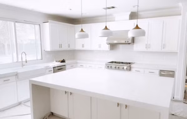 Xuýt xoa nhà mới sang trọng của Phạm Hương ở Mỹ