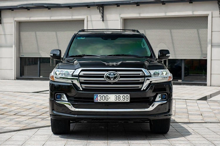 Toyota Land Cruiser 2019 nhập Mỹ, "chạy chán" bán 8 tỷ ở Hà Nội