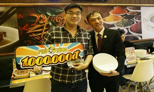 Dân Hà thành háo hức với lời thách thức ăn bát phở “khổng lồ”