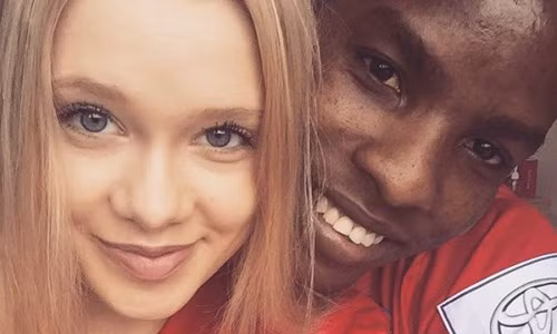 Vợ bầu trắng xinh như thiên thần của ngoại binh Hải Phòng