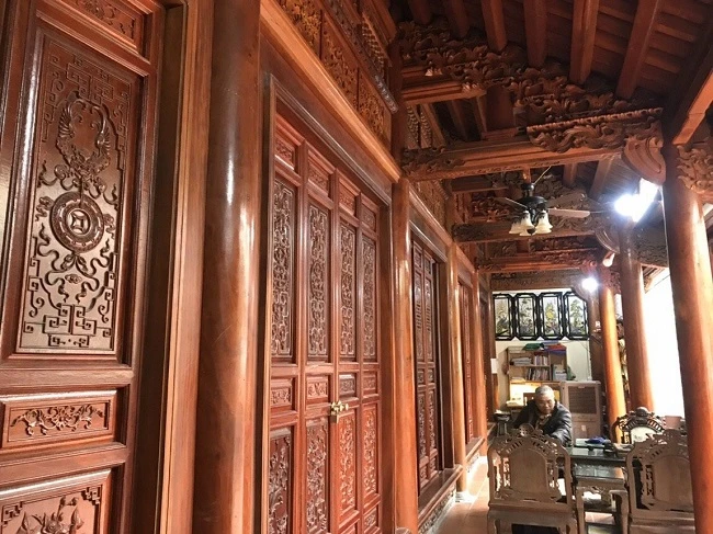 Bên trong căn nhà giả cổ tiền tỷ của lão nông Hà thành