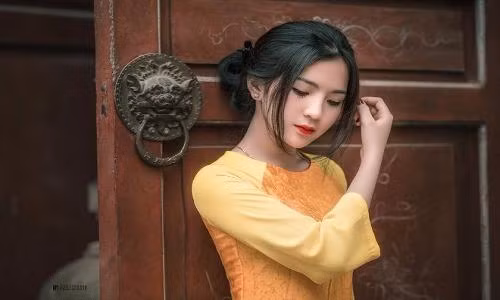 Nhan sắc đẹp tựa trăng rằm của nữ sinh Hải Dương