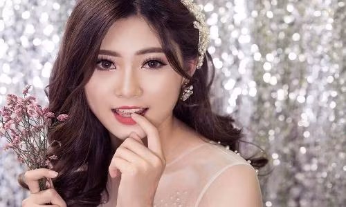 Cô người mẫu ảnh Hà thành có lượng theo dõi khủng trên mạng