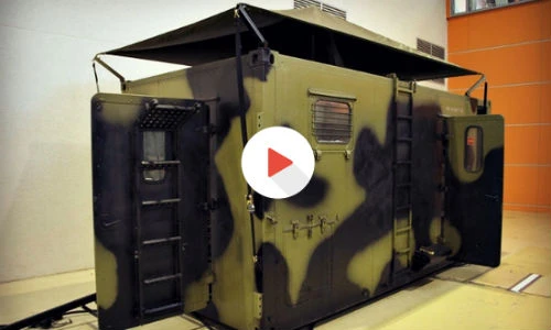 Máy giặt di động như xe tăng của quân đội Nga