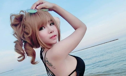 Mặt mộc gây thất vọng của hot girl Thái mới nổi