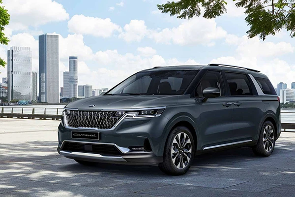 Kia Sedona 2021 phong cách "sang chảnh" như Lexus lộ diện 