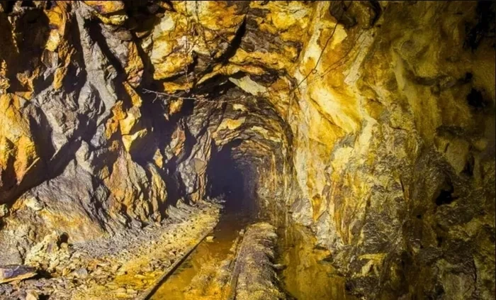 Bí ẩn mỏ vàng nhiều đến mức có thể nhìn bằng mắt thường