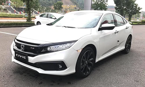 Soi Honda Civic RS 2019 giá từ 929 triệu tại Việt Nam