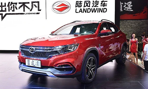 Sau Land Rover, Landwind tiếp tục "mượn" thiết kế Mercedes GLA