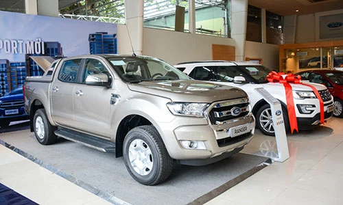 Thị trường xe bán tải Việt Nam trước ngày tăng phí