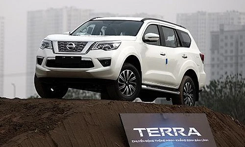 Nissan Việt Nam giảm giá X-Trail, Terra và Sunny tới 60 triệu