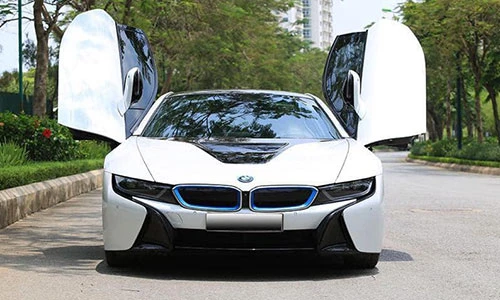 Siêu xe BMW i8 "đại hạ giá" chỉ 3 tỷ đồng ở Hà Nội
