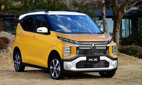 Xe giá rẻ Mitsubishi eK X 2019 chỉ 296 triệu