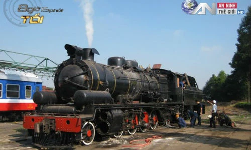Ngỡ ngàng xe lửa hơi nước tái xuất giang hồ