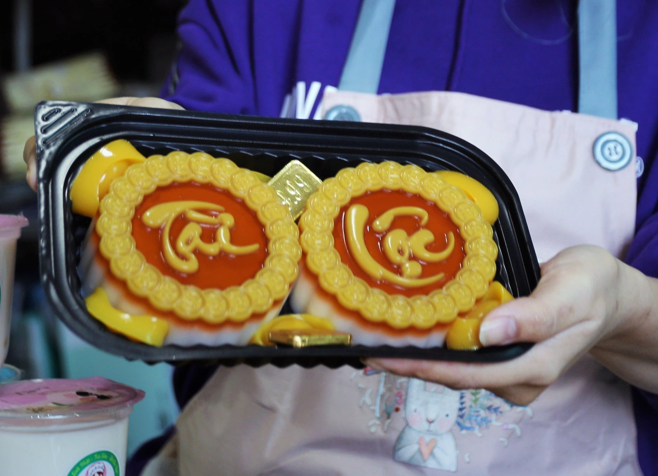 Bánh thạch tài lộc, hũ vàng độc đáo đón ngày vía Thần Tài 