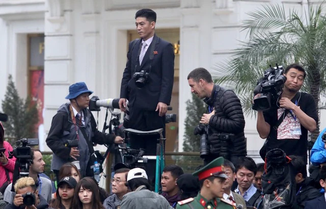 Muôn kiểu tác nghiệp của phóng viên Hội nghị thượng đỉnh Mỹ-Triều