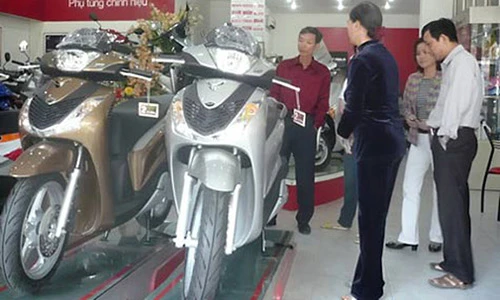 Honda SH 2017 "thét giá" 105 triệu đồng tại Hà Nội