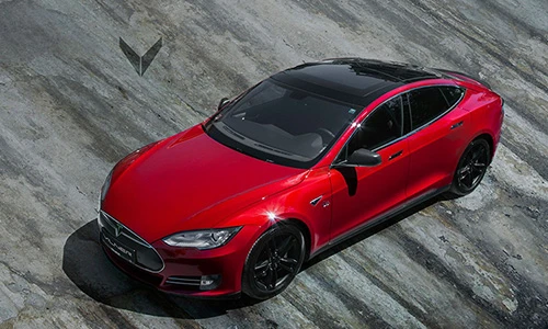 Tesla Model S độ “full đỏ, đen” cực độc của Vilner
