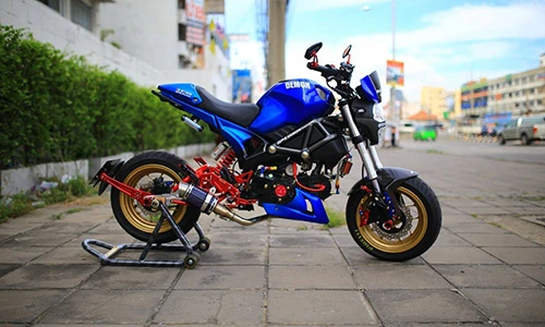 Xế độ mini Demon “giả cầy” phong cách Ducati Monster