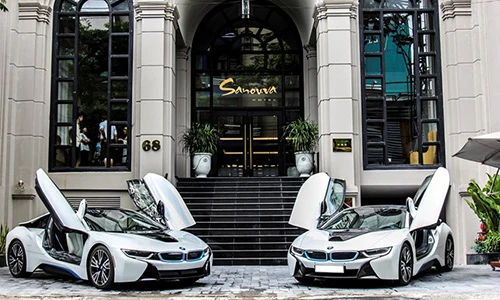 Bộ đôi "xe xanh" BMW i8 trị giá hơn 10 tỷ tại Đà Nẵng