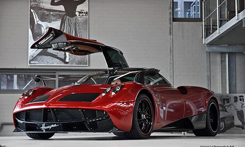 Siêu xe Pagani Huayra đầu tiên, duy nhất và đắt nhất Hà Lan