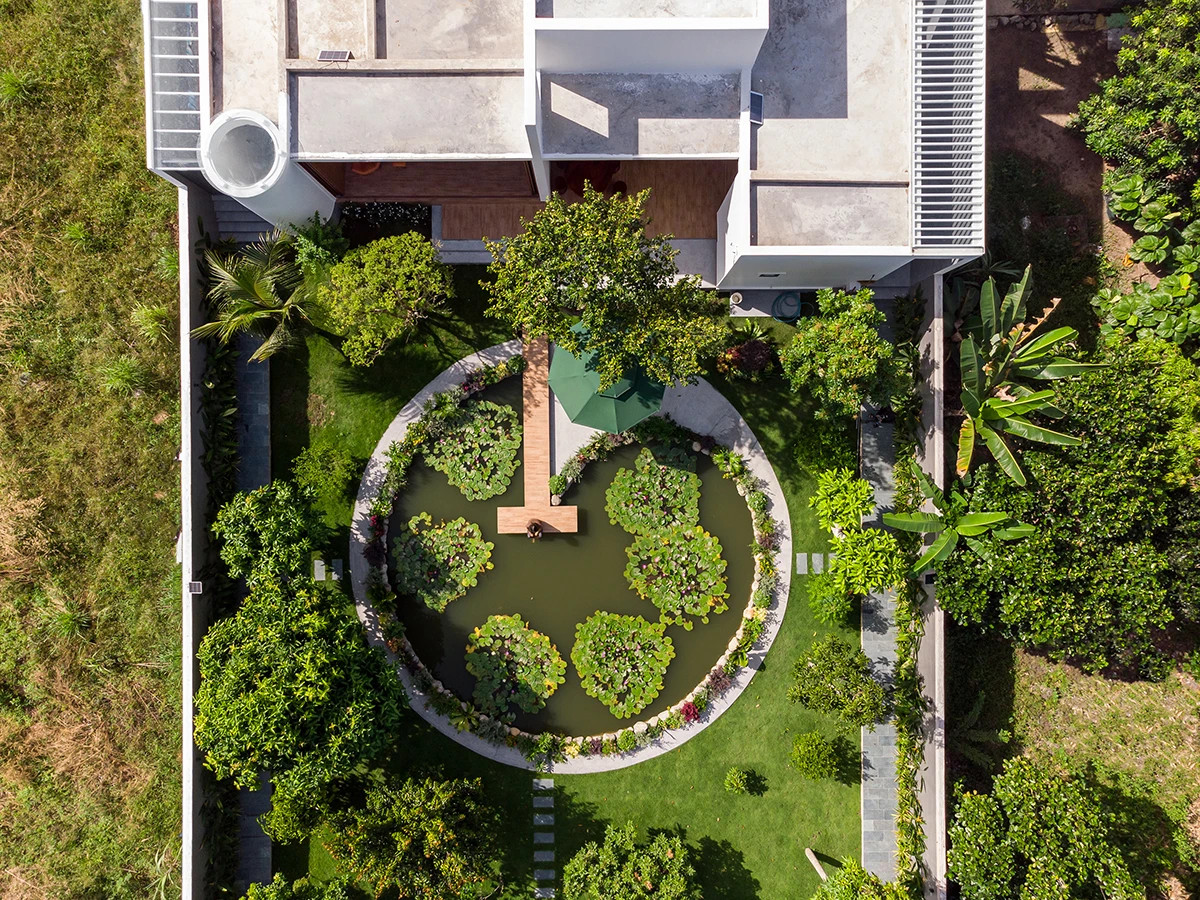 Choáng ngợp dinh cơ 1.000m2 của nữ gia chủ độc thân Bình Dương