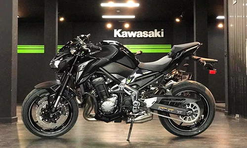 Kawasaki Z900 bản 2018 về Việt Nam giá gần 300 triệu 
