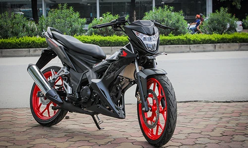 Cận cảnh xe máy Honda Sonic mới giá 88 triệu tại VN