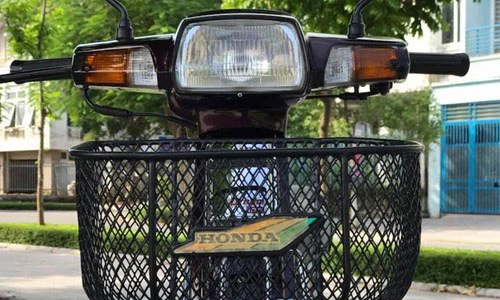 Xe máy Honda Dream II biển “khủng” giá 200 triệu tại Hà Nội