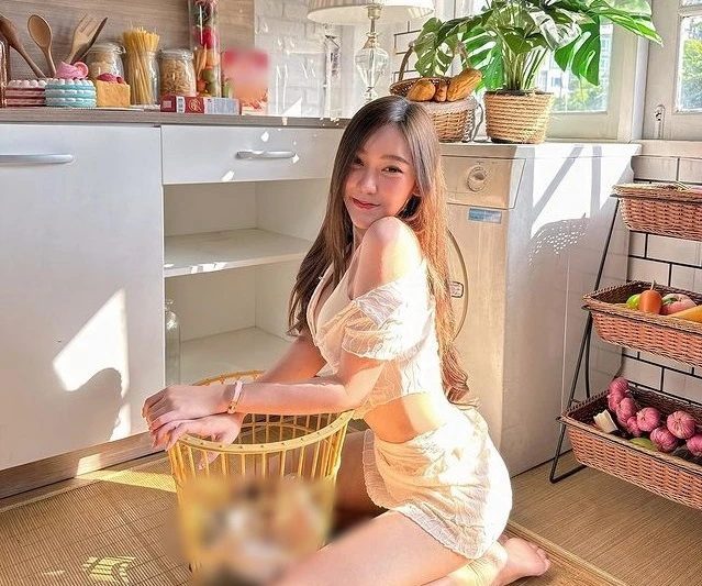 Hot girl Thái Lan có triệu fan lộ sở thích diện đồ siêu mỏng 