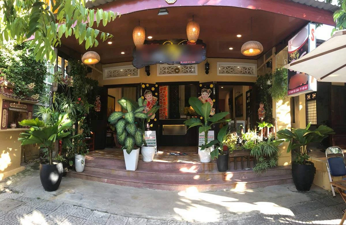 Nhà các Hoa hậu Việt khi mới đăng quang đơn sơ thế nào?