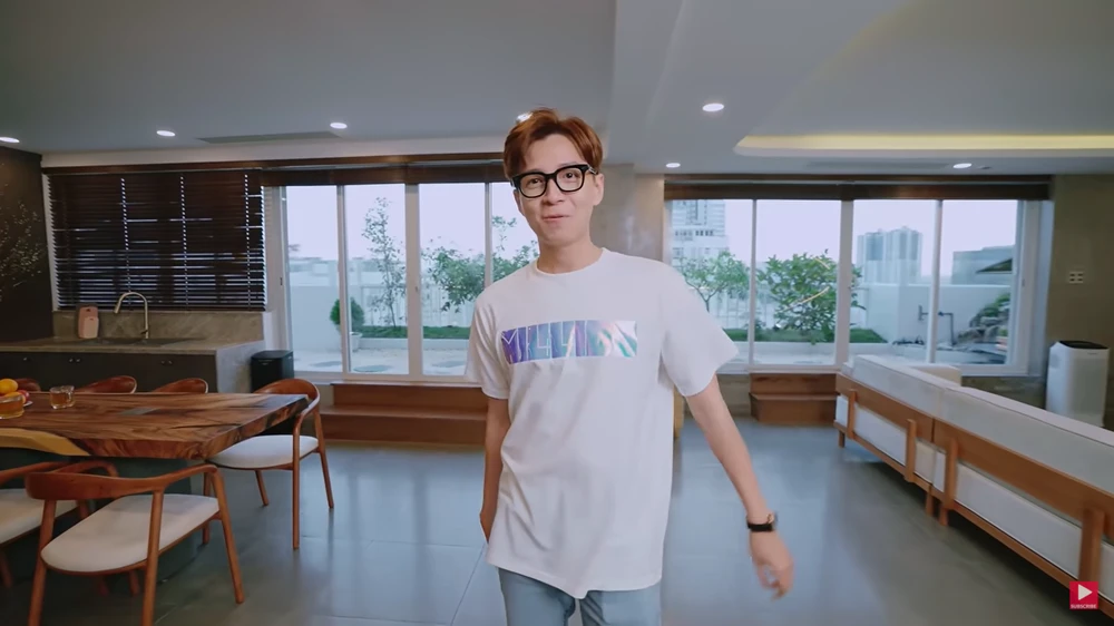 Bên trong căn hộ cao cấp mới tậu của Ngô Kiến Huy