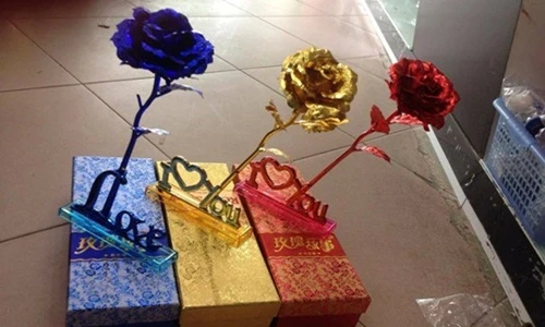 Những món quà tặng độc đáo và đắt đỏ ngày 8/3