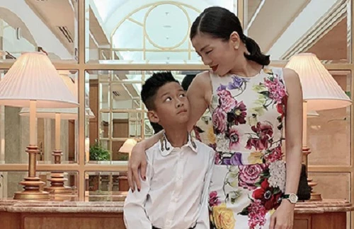 Cuộc sống nhung lụa từ trong trứng của con trai Nữ hoàng Bolero Lệ Quyên
