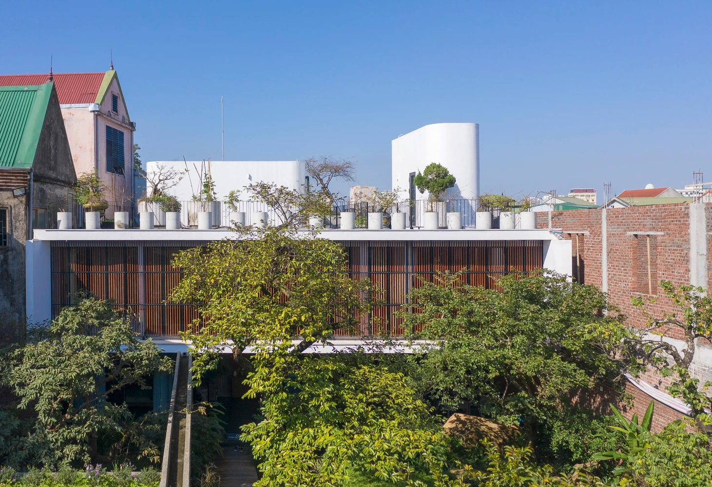 “Biệt thự” thành Vinh đẹp ngỡ ngàng trên báo Mỹ