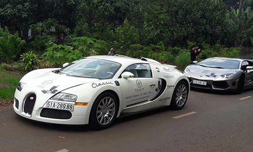 Dàn siêu xe trăm tỷ của Đặng Lê Nguyên Vũ xuyên Việt