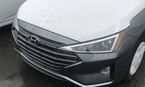 Sedan Hyundai Elantra 2019 lộ diện trước ngày ra mắt 