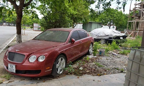Xe sang Bentley tiền tỷ, biển độc "bỏ xó" tại Hải Phòng
