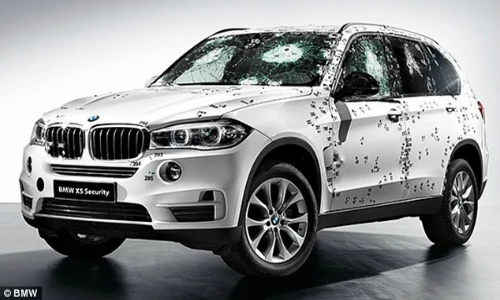 Tận mục siêu xe chống đạn AK-47 đầu tiên của BMW