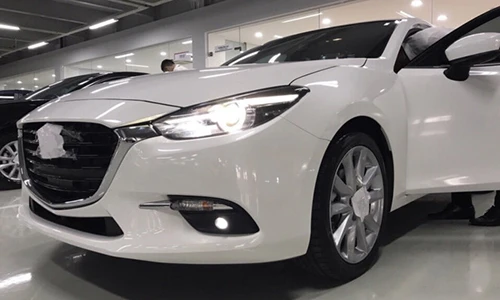 “Hàng nóng” Mazda3 2017 cập bến Việt Nam