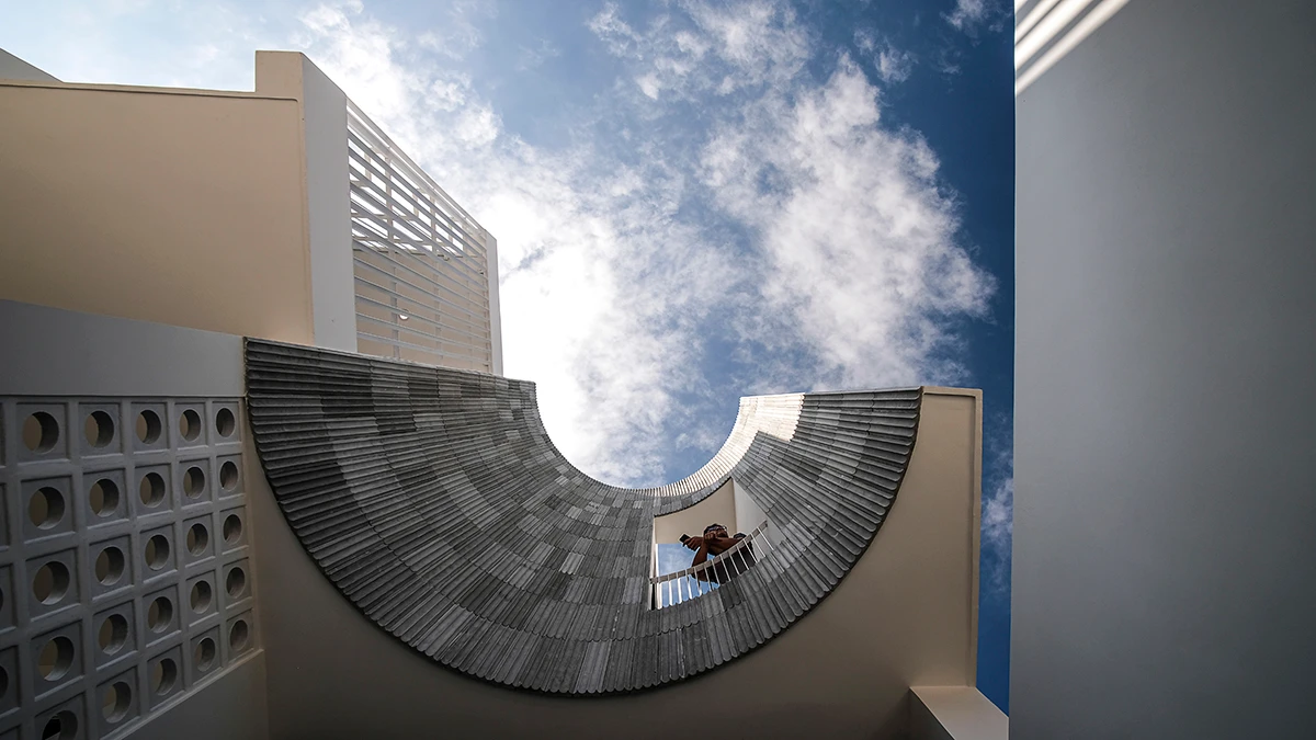 Tò mò ngôi nhà hình bán nguyệt trên khu đất “đầu voi đuôi chuột”