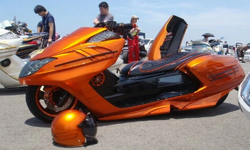 Loạt xe tay ga độ cực lạ của dân chơi Nhật