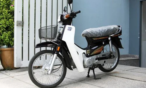 "Soi" Honda Dream II hiếm nhất Việt Nam tại Sài Gòn